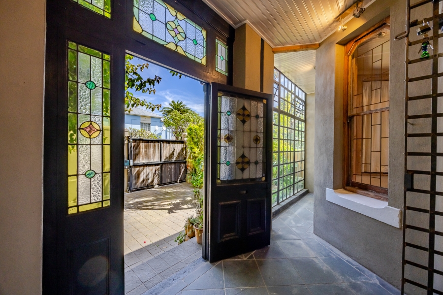 4 Bedroom Property for Sale in Woodstock Western Cape